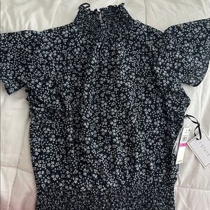 1 STATE Pretty Daisy Floral Blouse